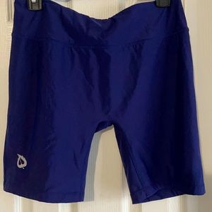 Navy blue Baleaf bike shorts as L